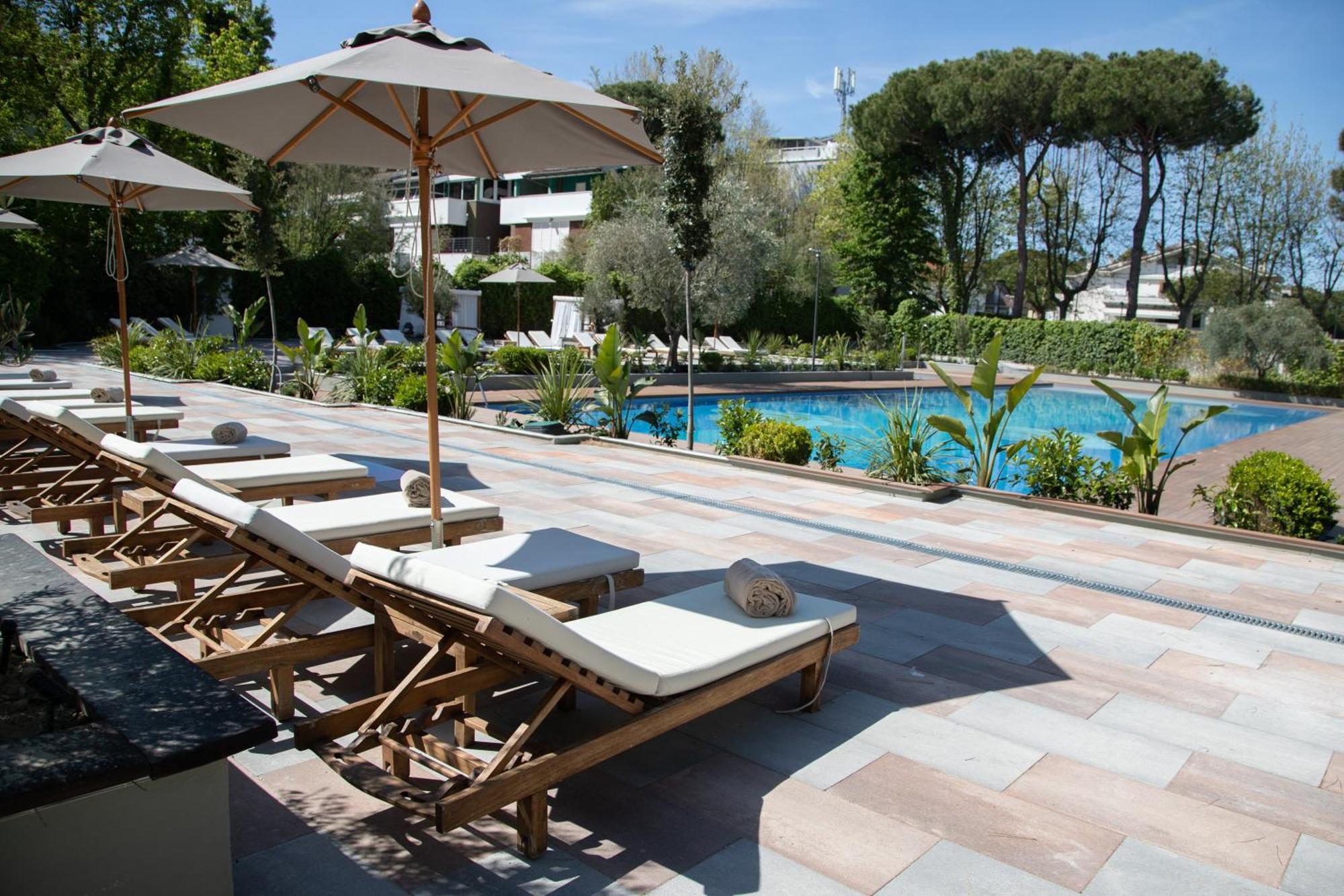 Marepineta Resort 밀라노마리티마 외부 사진